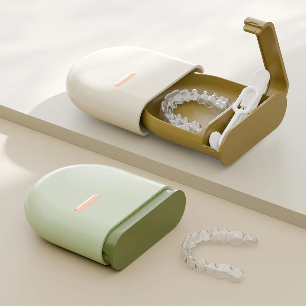 Fashion Retainer Case with Retainer Remover Tool Tight Snap Lock Orthodontic Mouth Guard Case with Vent Holes for Office Travel