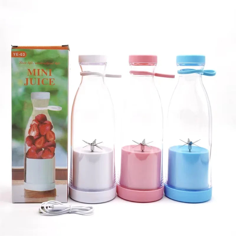 Portable Blender Juicer Cup, USB Rechargeable Mini Blender with Leak-Proof Lid