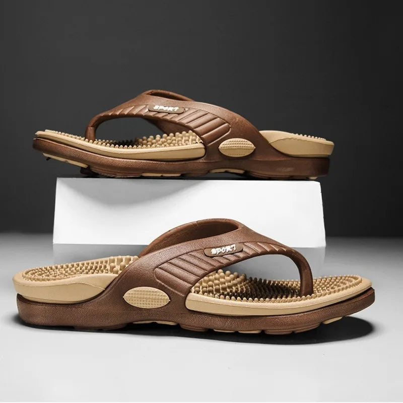 Men's Wide-Fit Flip Flops - Textured Footbed Summer Beach Sandals