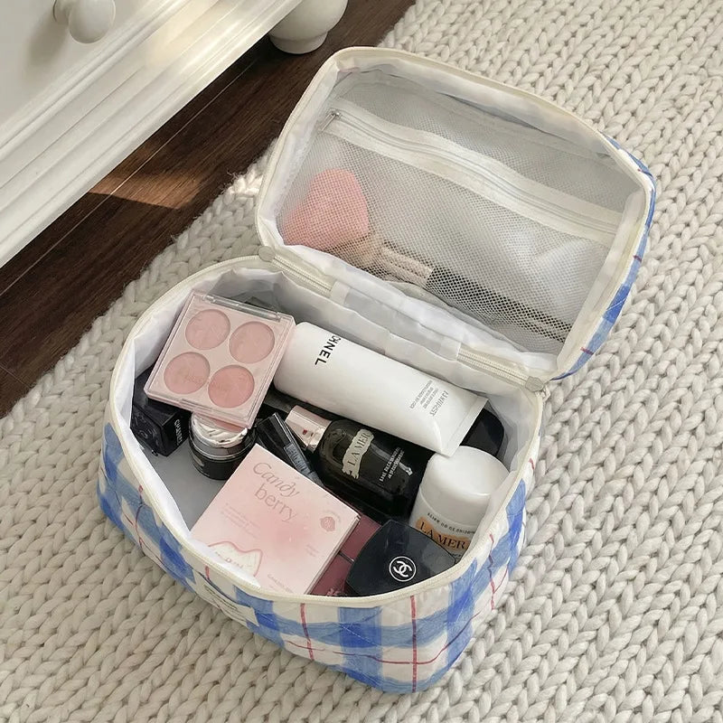 Rhombus Textured Cosmetic  Storage  Simple Student Large Capacity Portable Cosmetics Clutch  Wash  bag