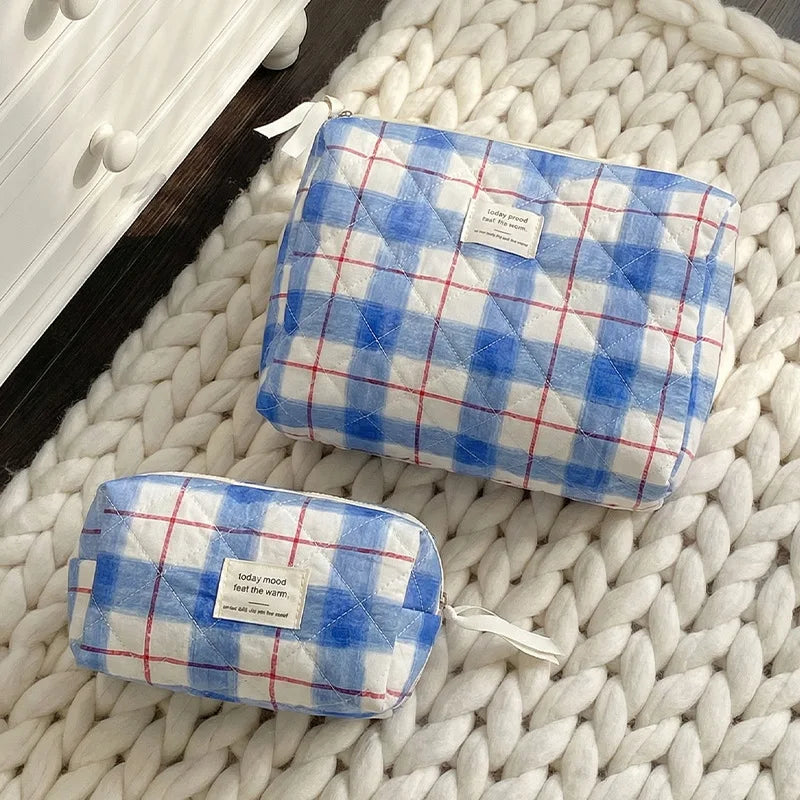 Rhombus Textured Cosmetic  Storage  Simple Student Large Capacity Portable Cosmetics Clutch  Wash  bag