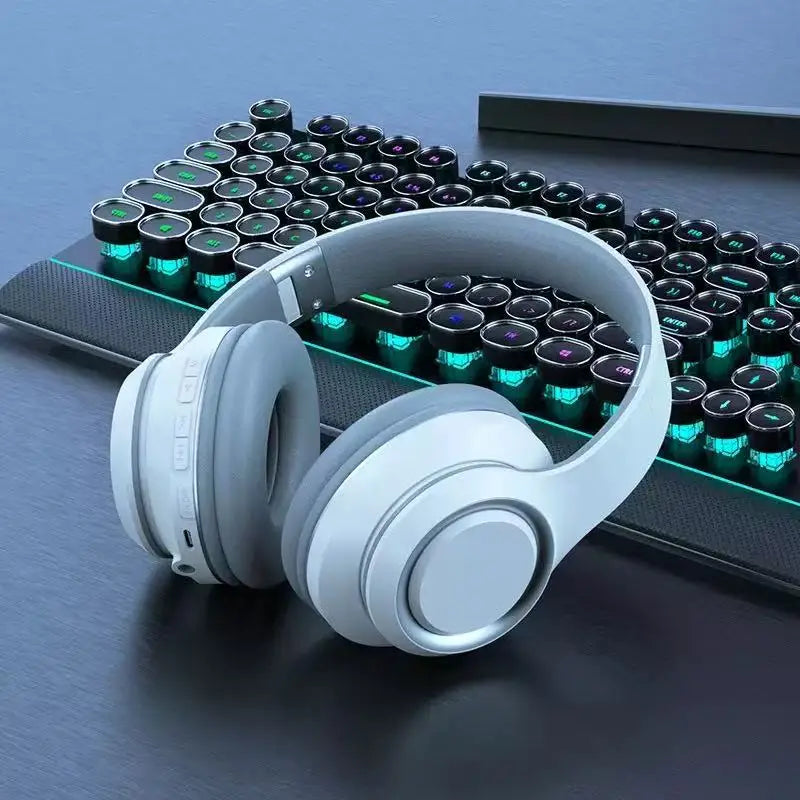 AKZ Max600 Bluetooth 5.0 Over-Ear Headphones with Mic & TF Card Playback