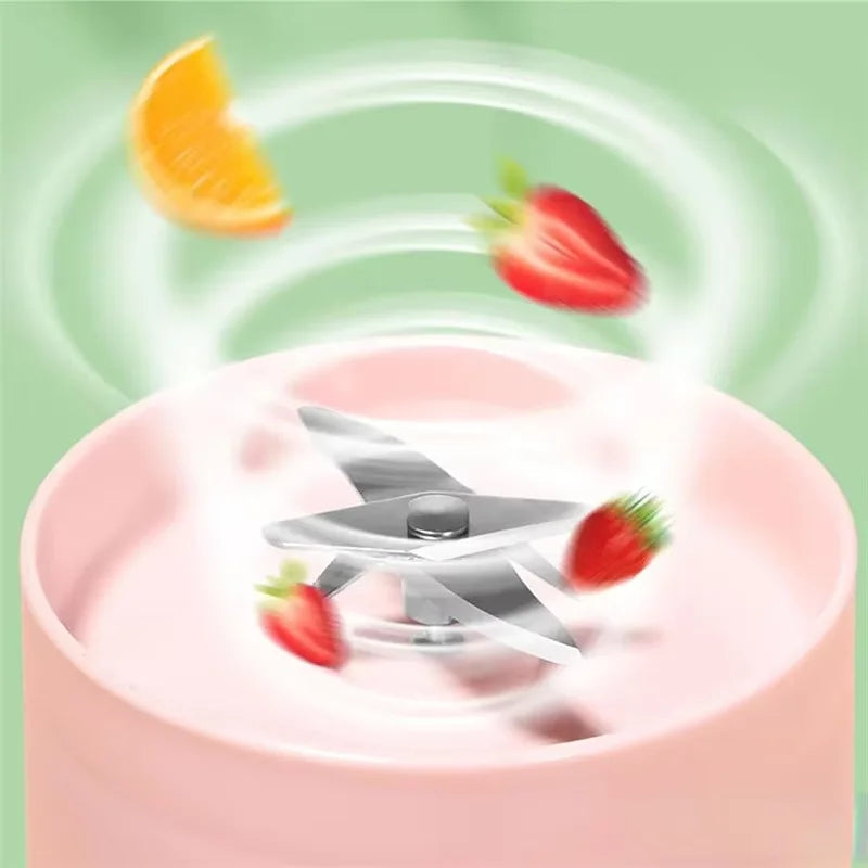 Portable Blender Juicer Cup, USB Rechargeable Mini Blender with Leak-Proof Lid