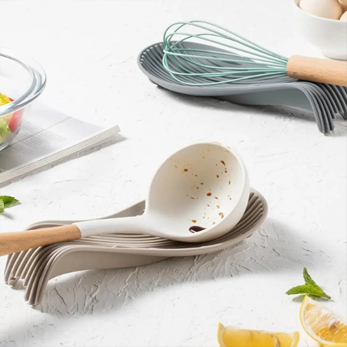 N14R Top 4 Pcs Silicone Insulated Spoon Holder Heat Resistant Placemat Spoon Holder Cutlery Shelving Kitchen Tools Placemat