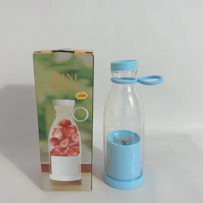 Portable Blender Juicer Cup, USB Rechargeable Mini Blender with Leak-Proof Lid