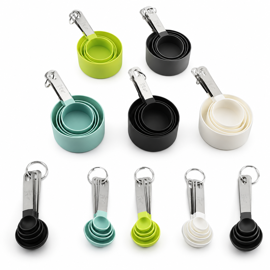White-background measuring cup and spoon set hero candidate